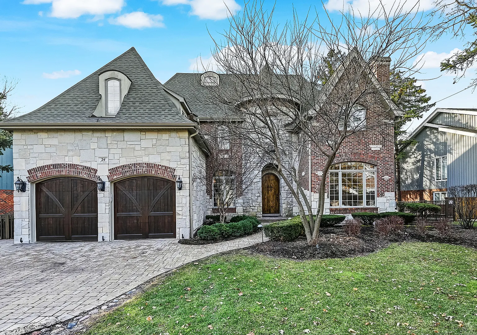 24 E 57th St, Hinsdale, IL