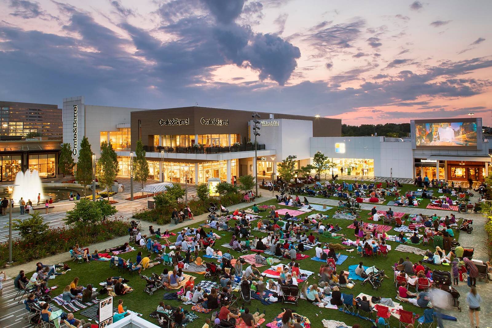 Oak Brook streetscape