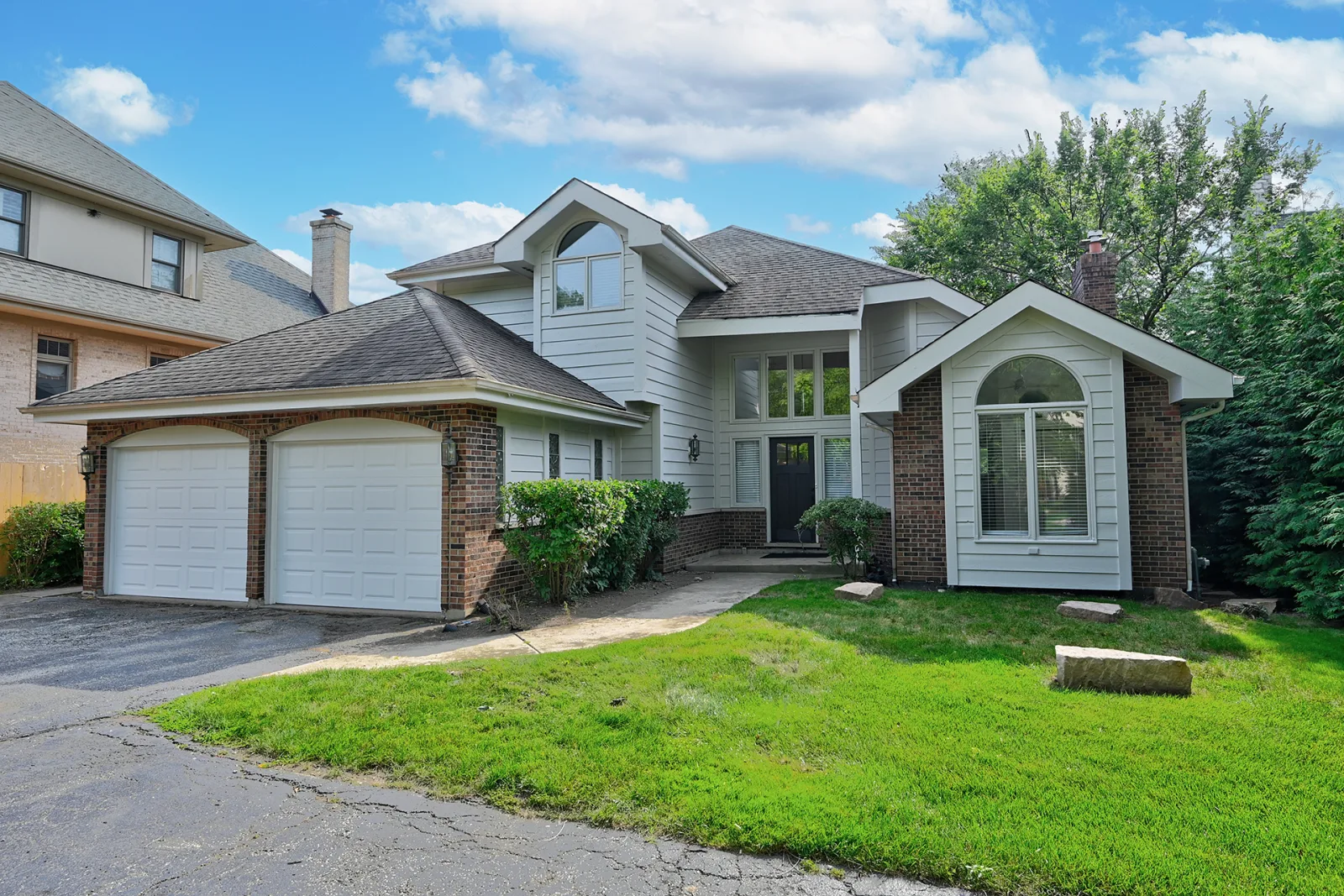 5615 S Elm St, Hinsdale, IL